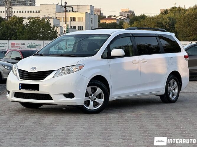 Toyota Sienna 30 interauto-car