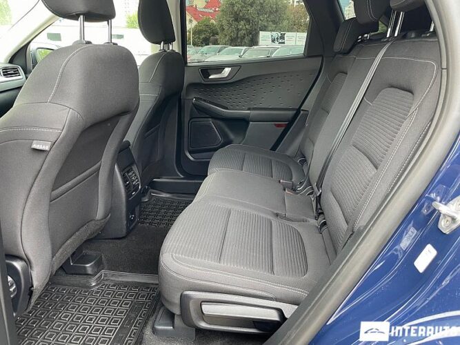 Ford Kuga 46 interauto-car