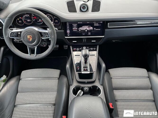 Porsche Cayenne S Coupe 42 interauto-car