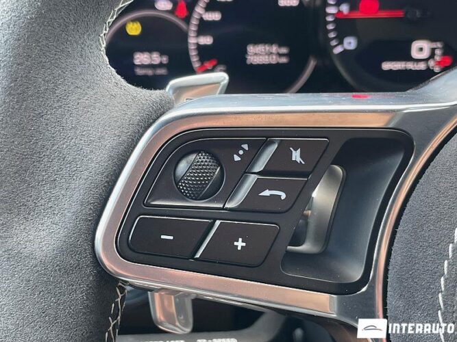 Porsche Cayenne S Coupe 44 interauto-car