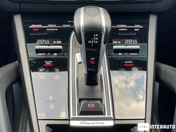 Porsche Cayenne S Coupe 50 interauto-car