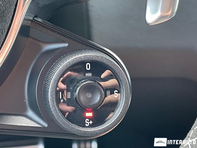 Porsche Cayenne S Coupe 46 interauto-car