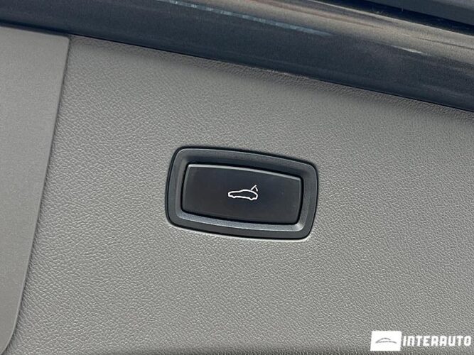 Porsche Cayenne Coupe 56 interauto-car