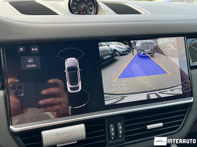 Porsche Cayenne Coupe 47 interauto-car