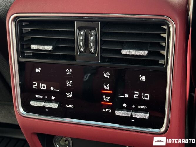 Porsche Cayenne S Coupe 58 interauto-car