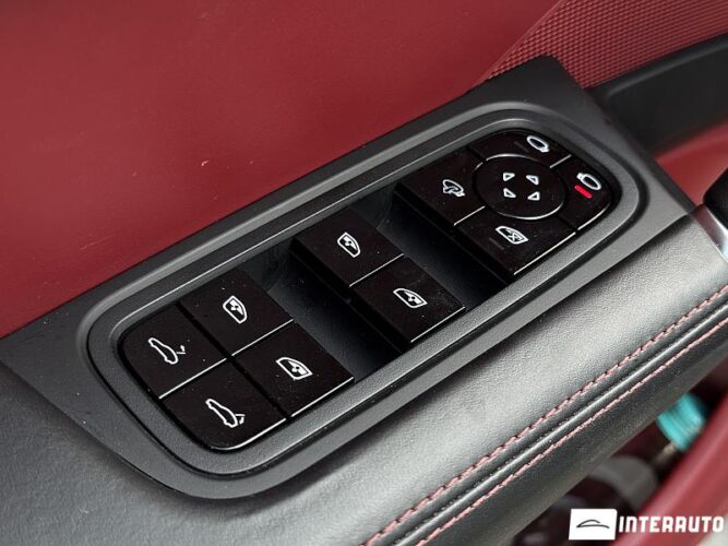 Porsche Cayenne S Coupe 63 interauto-car