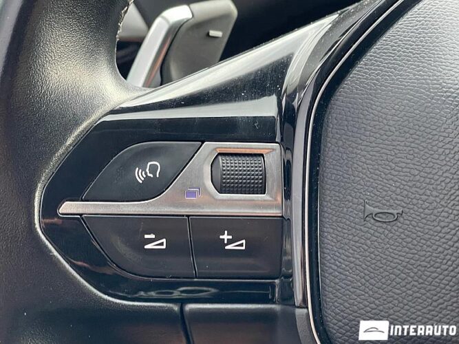 Peugeot 5008 36 interauto-car