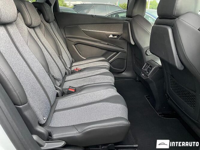 Peugeot 5008 44 interauto-car