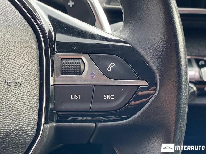 Peugeot 5008 37 interauto-car