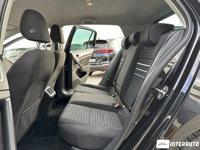 Volkswagen Golf 51 interauto-car