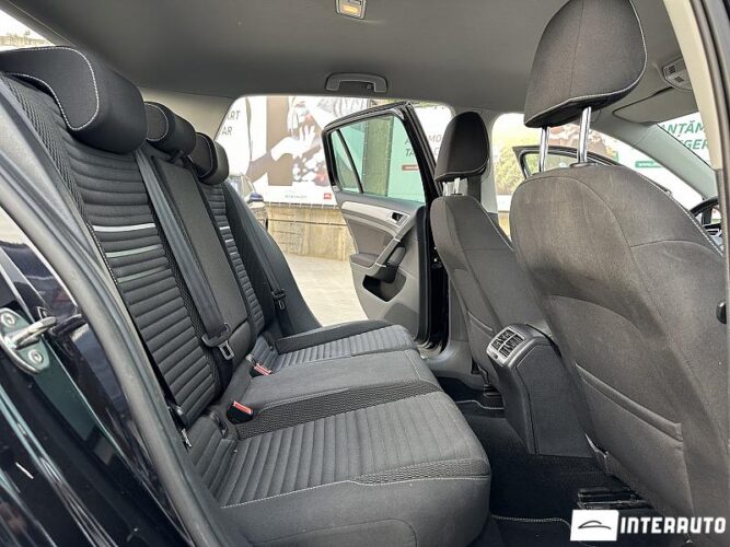 Volkswagen Golf 48 interauto-car