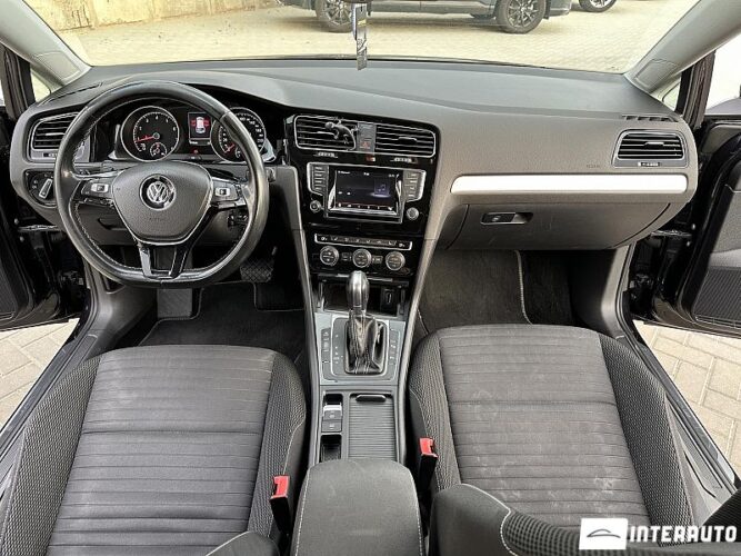 Volkswagen Golf 37 interauto-car