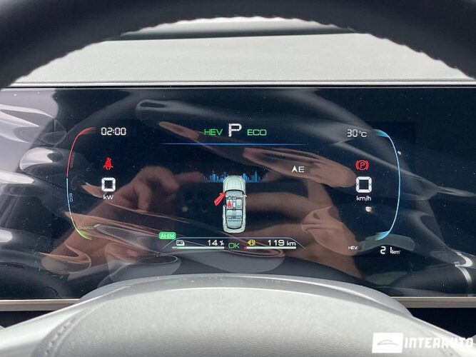 BYD Qin L 38 interauto-car