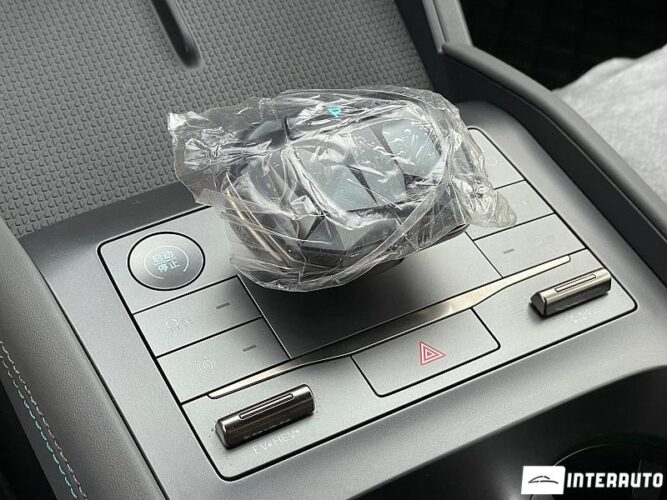 BYD Qin L 41 interauto-car