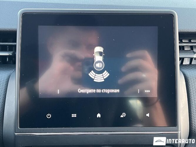 Renault Clio 38 interauto-car