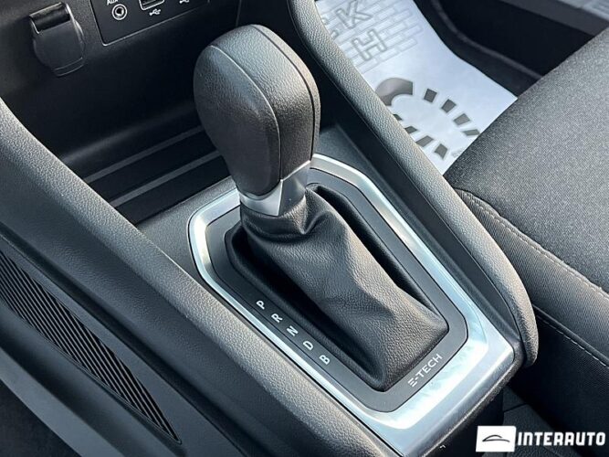 Renault Clio 40 interauto-car