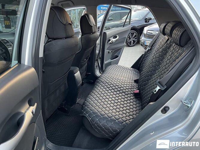 Toyota Auris 41 interauto-car