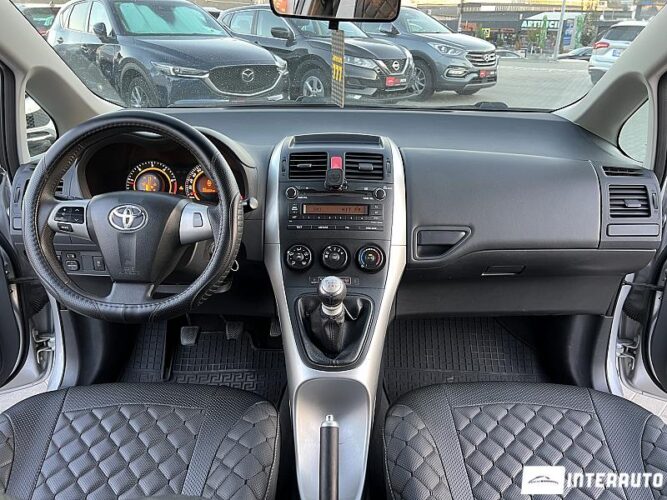 Toyota Auris 35 interauto-car