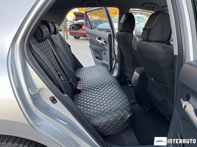 Toyota Auris 42 interauto-car