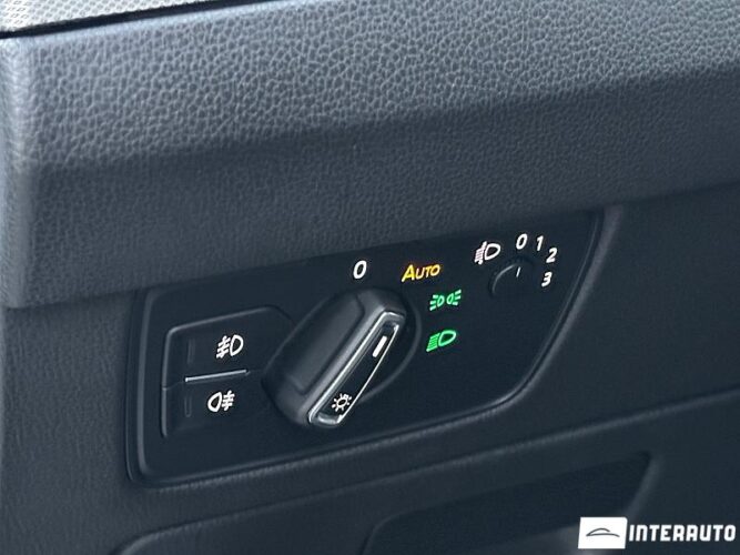 Volkswagen Passat 44 interauto-car