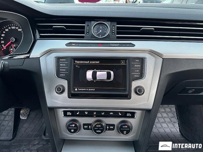 Volkswagen Passat 40 interauto-car