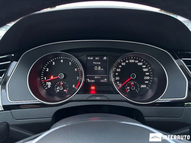 Volkswagen Passat 39 interauto-car