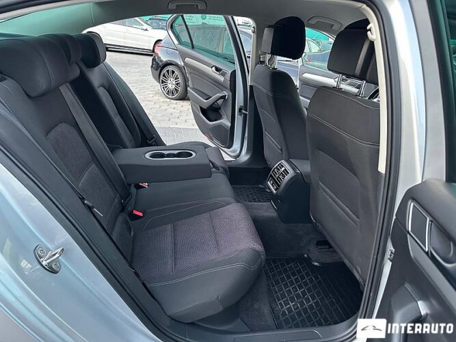 Volkswagen Passat 46 interauto-car