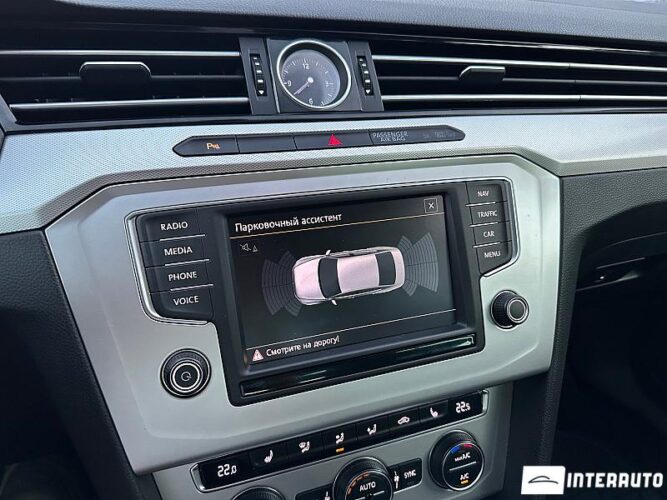 Volkswagen Passat 41 interauto-car