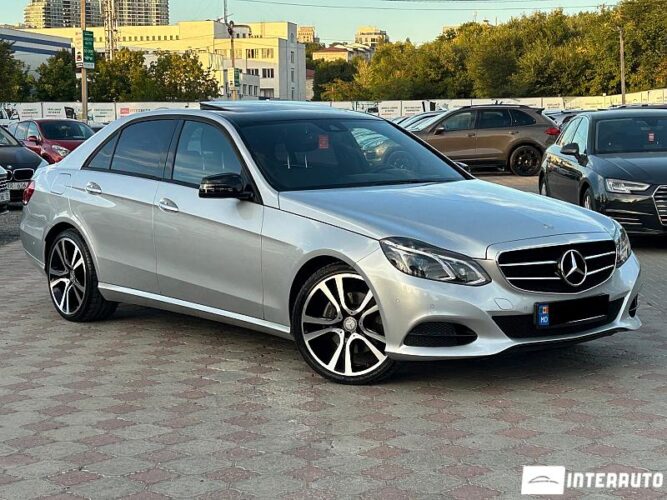 Mercedes E 220 36 interauto-car