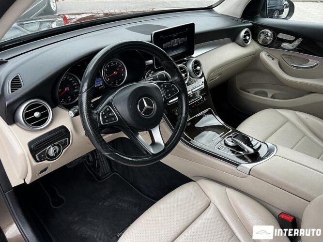 Mercedes GLC 300 38 interauto-car