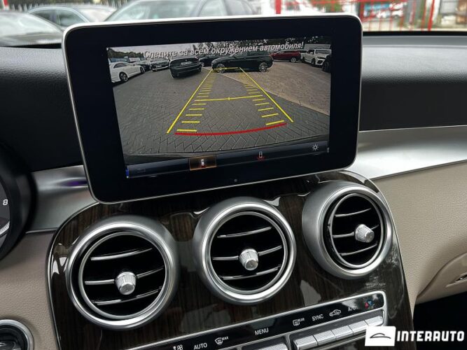Mercedes GLC 300 41 interauto-car