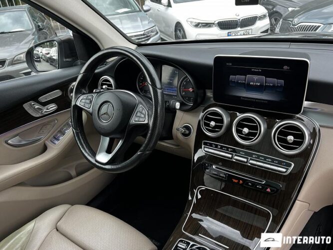 Mercedes GLC 300 40 interauto-car