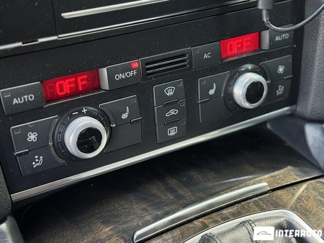 Audi Q7 45 interauto-car