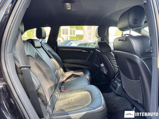 Audi Q7 50 interauto-car