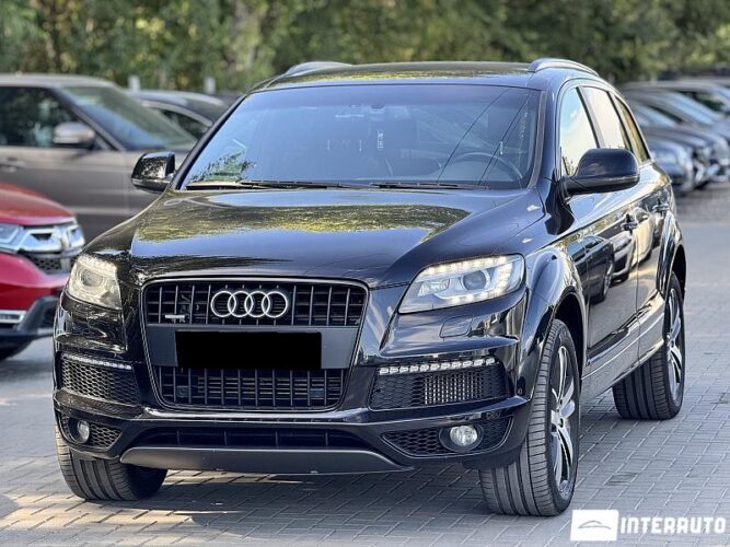 Audi Q7 32 interauto-car