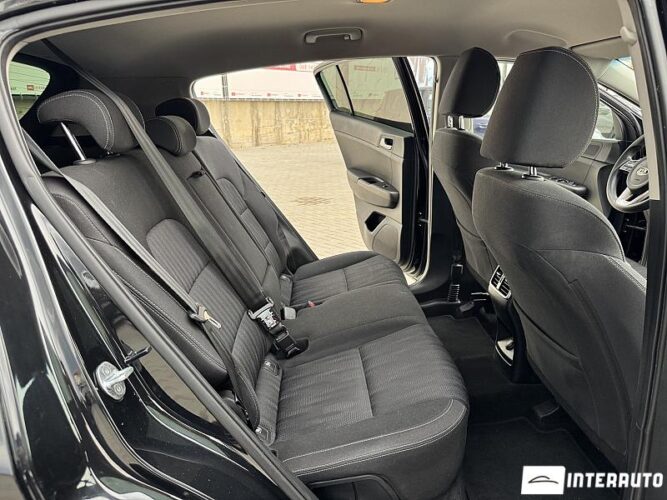 Kia Sportage 42 interauto-car