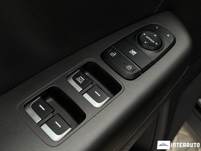 Kia Sportage 45 interauto-car