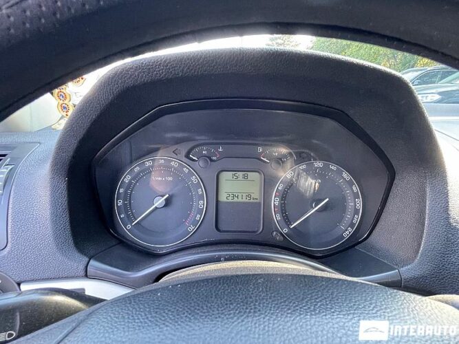 Skoda Octavia 30 interauto-car