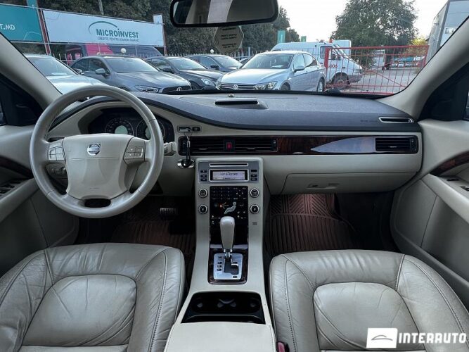 Volvo S 80 37 interauto-car