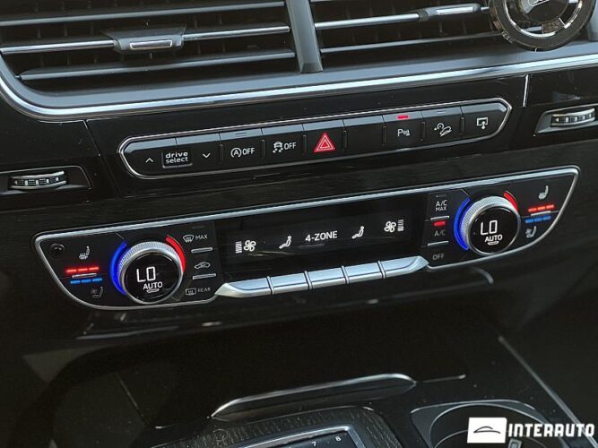 Audi Q7 51 interauto-car