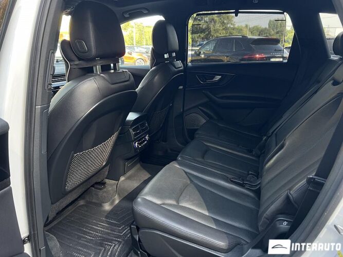 Audi Q7 53 interauto-car