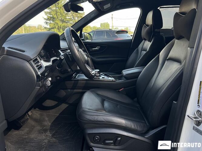 Audi Q7 43 interauto-car