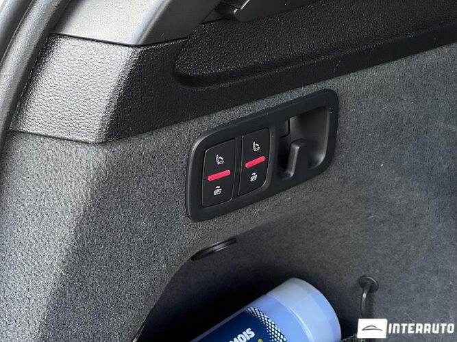 Audi Q7 63 interauto-car