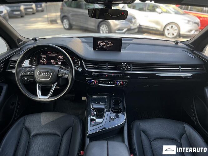 Audi Q7 44 interauto-car