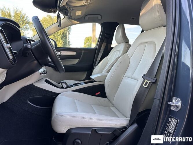 Volvo XC 40 38 interauto-car