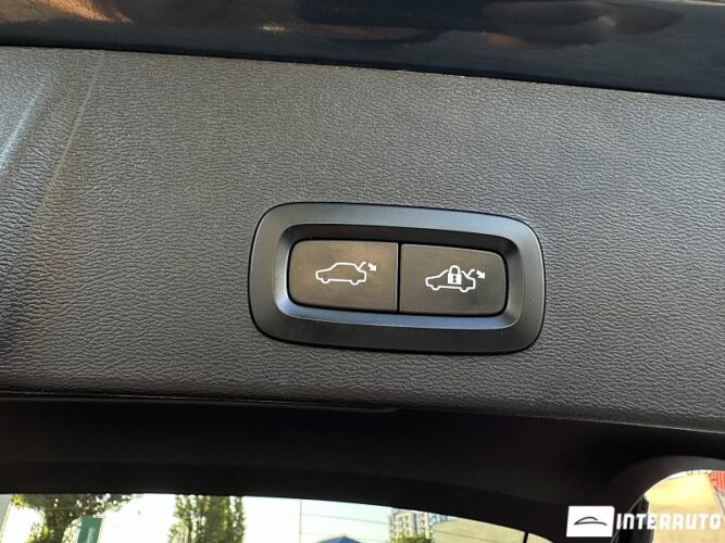 Volvo XC 40 52 interauto-car