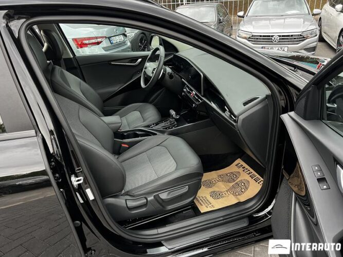 Kia Niro 34 interauto-car