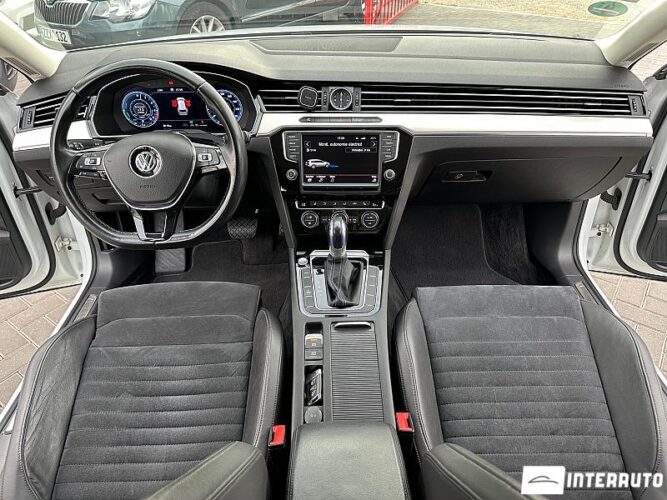 Volkswagen Passat GTE 41 interauto-car