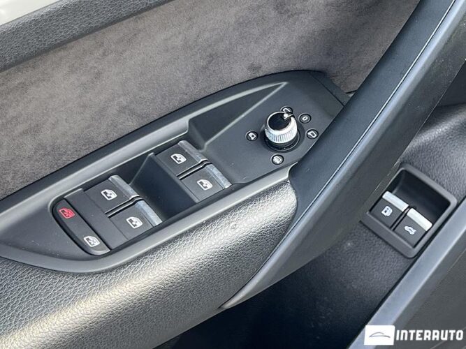 Audi Q5 55 interauto-car