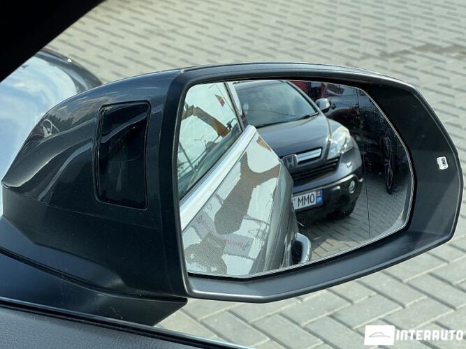 Audi Q5 54 interauto-car